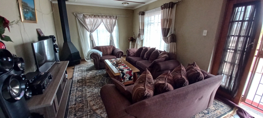 To Let 3 Bedroom Property for Rent in Panorama Free State